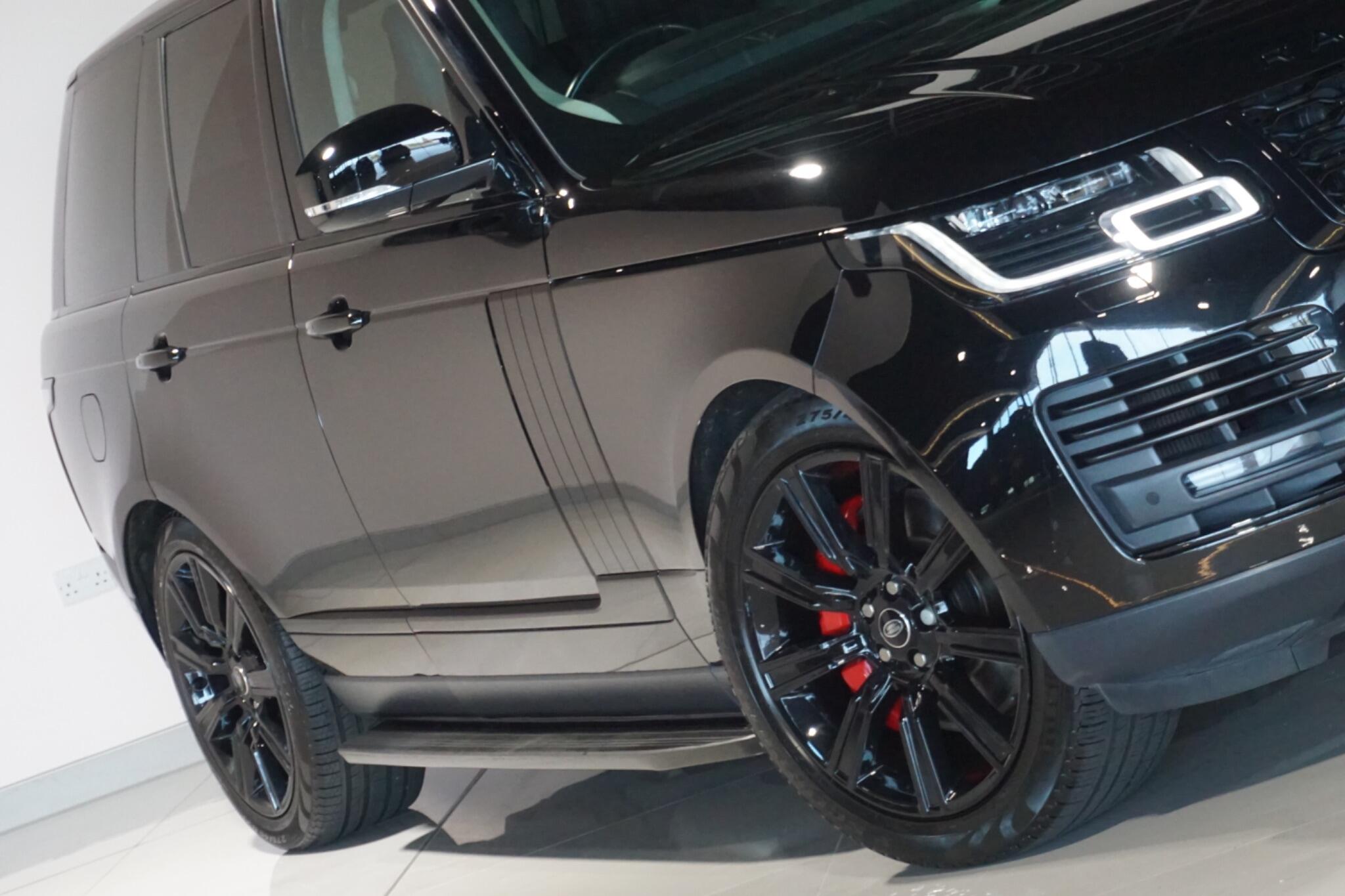 Land Rover Range Rover 2.0 P400e 13.1kWh Westminster Black SUV 5dr Petrol Plug-in Hybrid Auto 4WD Euro 6 (s/s) (404 ps)